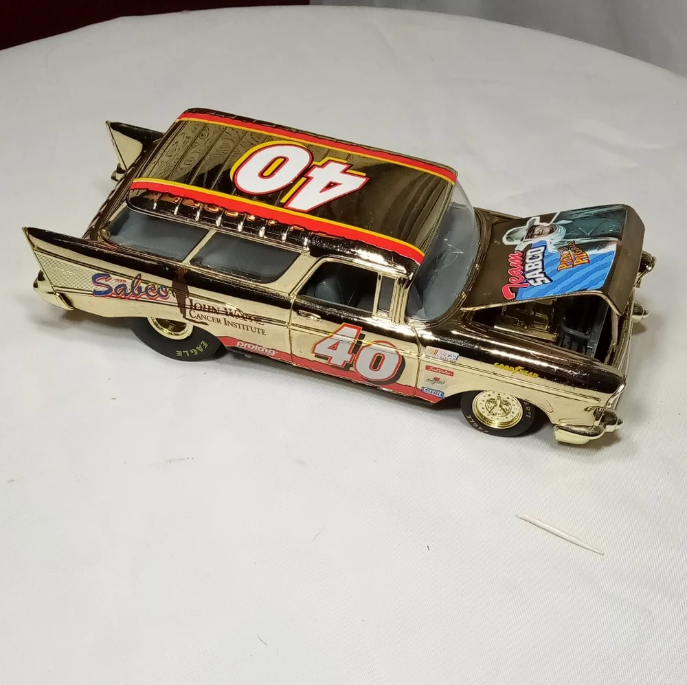 1957 Chevy Nomad John Wayne Sterling Marlin Racing Champion 1/24 Scale Issue 102 - Picture 5 of 9